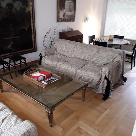 Semesterbostad La Casetta - Luxury - Borghese Rom